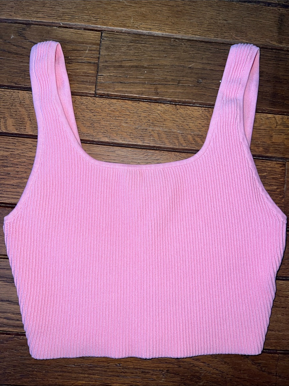 Aritzia Babaton Daisy Pink Sculpt Knit Cropped Square-Neck Tank Size M Like New